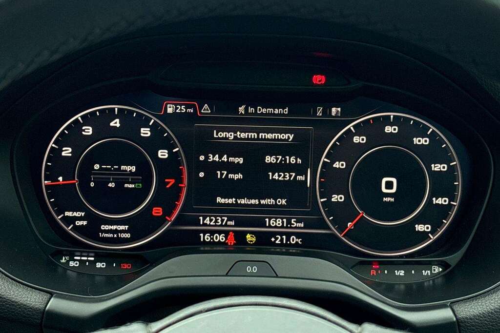 Audi Q2 30 Tfsi S Line Blue #18