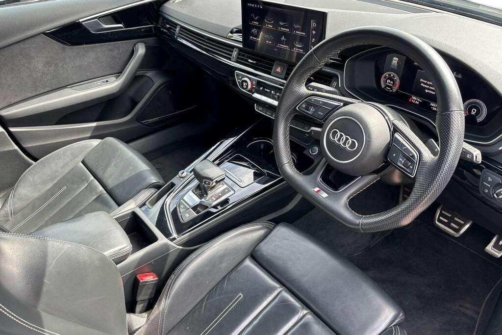 Audi A4 35 Tdi Black Edition S Tronic 2022 FD22UCM Black #6