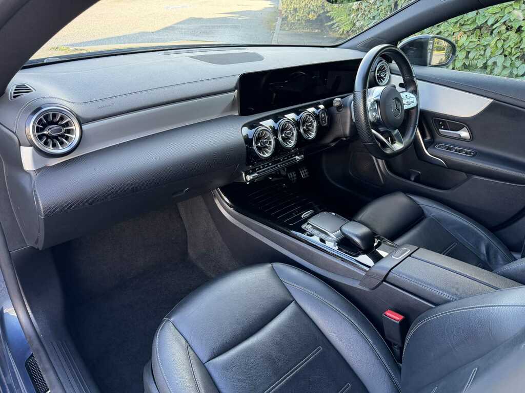 Mercedes-Benz CLA Class 2L Amg Line White #19