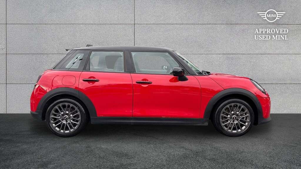 Mini Hatch 2.0 S Exclusive 2025 YH75GNO Red #3