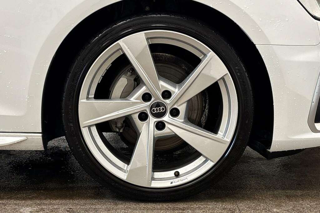 Audi A4 40 Tfsi 204 S Line S Tronic 2024 RJ24XRX White #5
