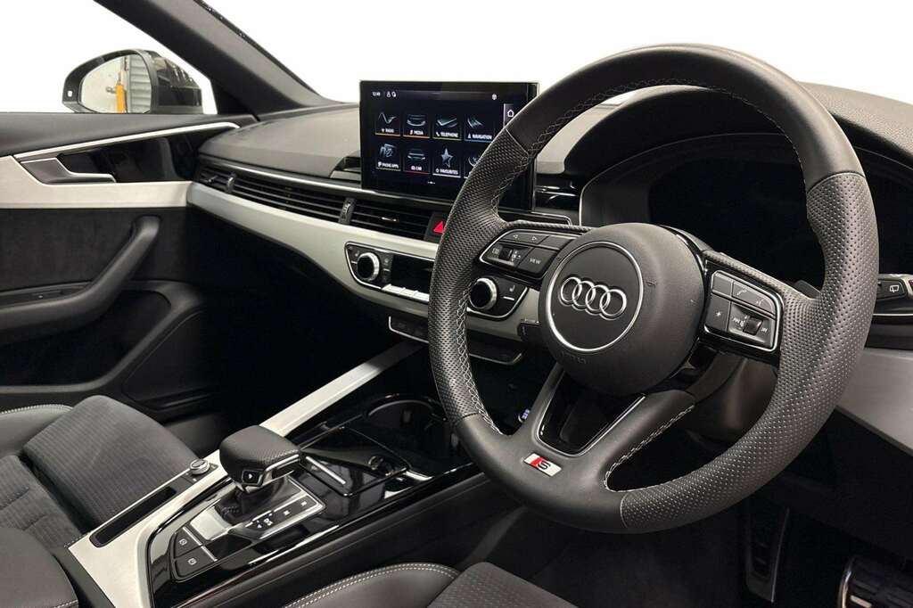 Audi A4 35 Tfsi S Line S Tronic 2023 ET23FMC Black #6