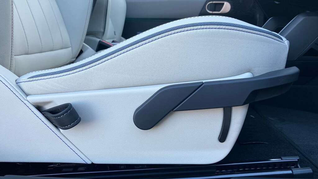 Mini Hatch 160Kw Se Classic Level 2 54Kwh White #27