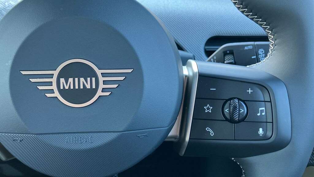 Mini Hatch 160Kw Se Classic Level 2 54Kwh White #22