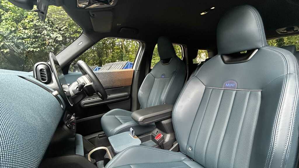 Mini Countryman C Black #12