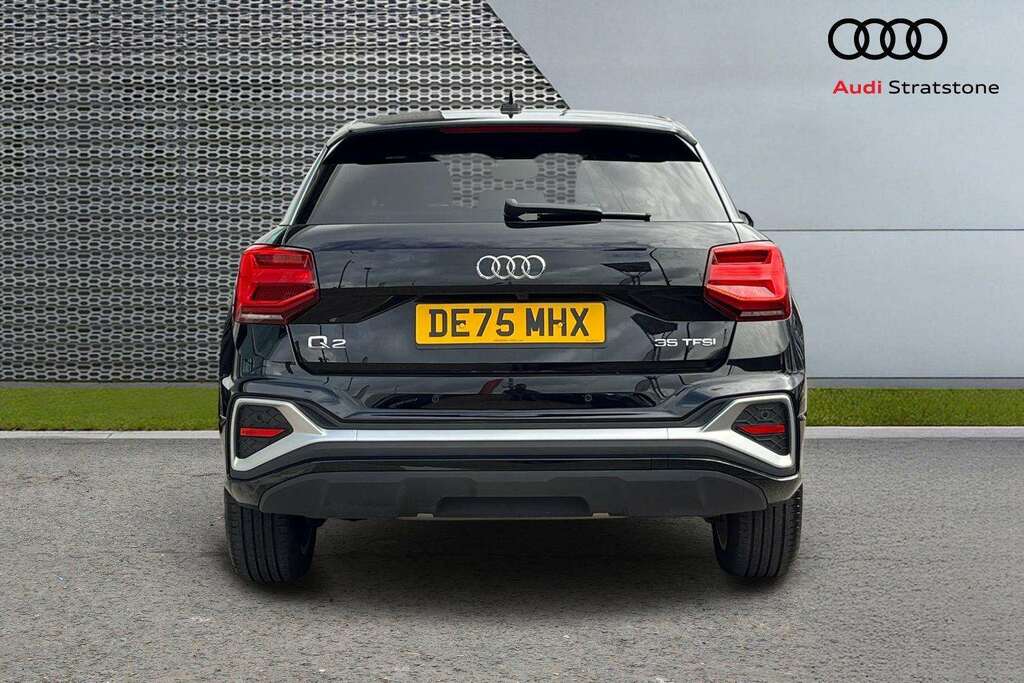 Audi Q2 30 Tfsi 116 Black Edition Tech Black #7