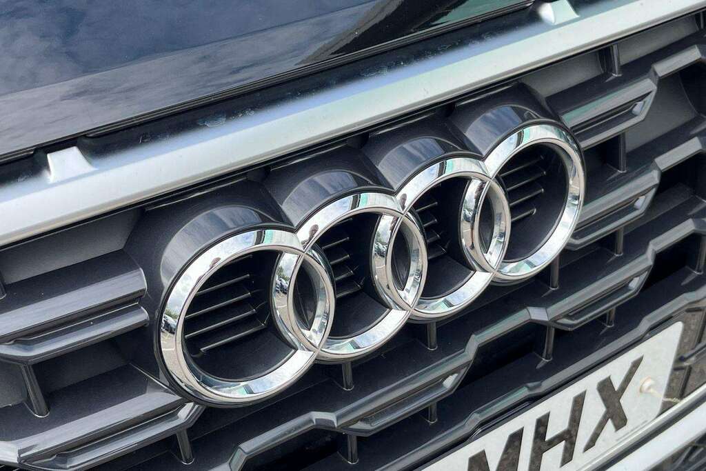 Audi Q2 30 Tfsi 116 Black Edition Tech Black #12