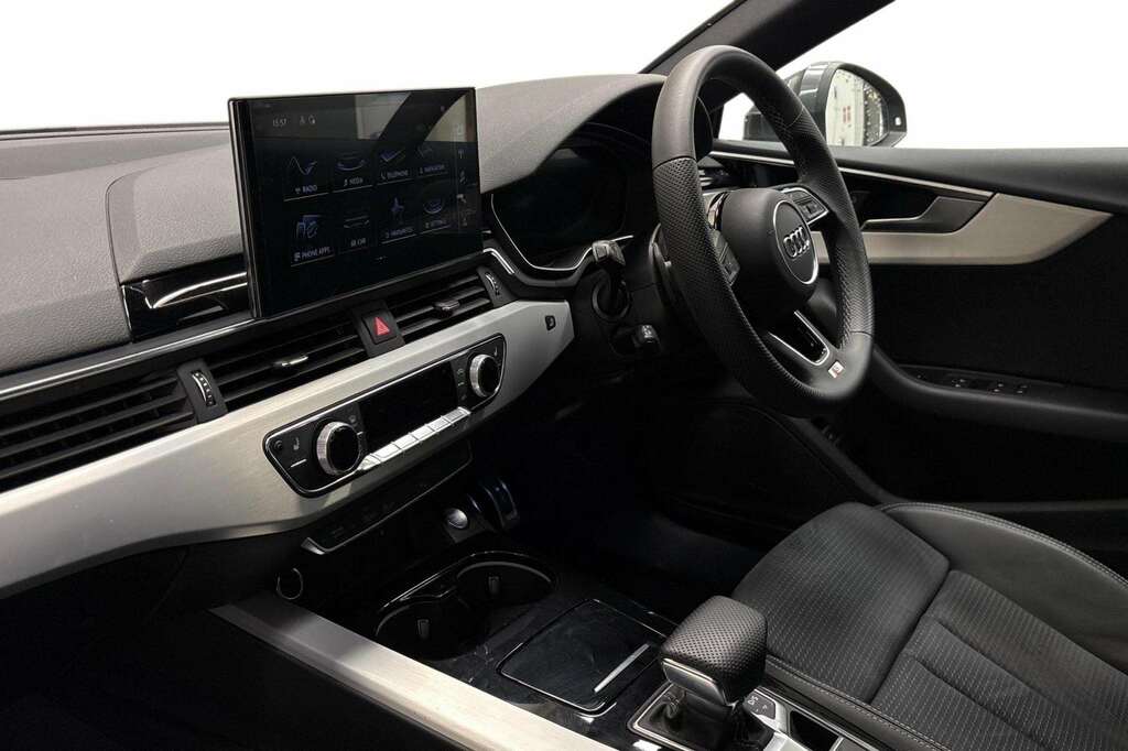 Audi A5 35 Tfsi S Line S Tronic 2024 VN24TJZ Grey #2