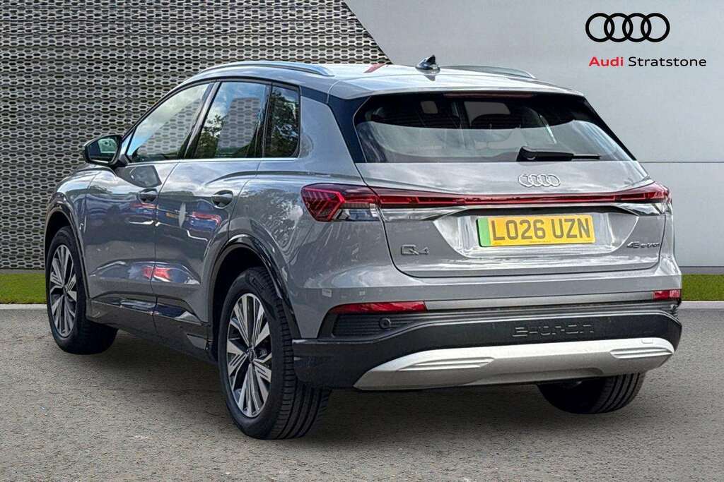 Audi Q4 E Tron 210Kw 45 82Kwh Sport Leather 2026 Grey #3