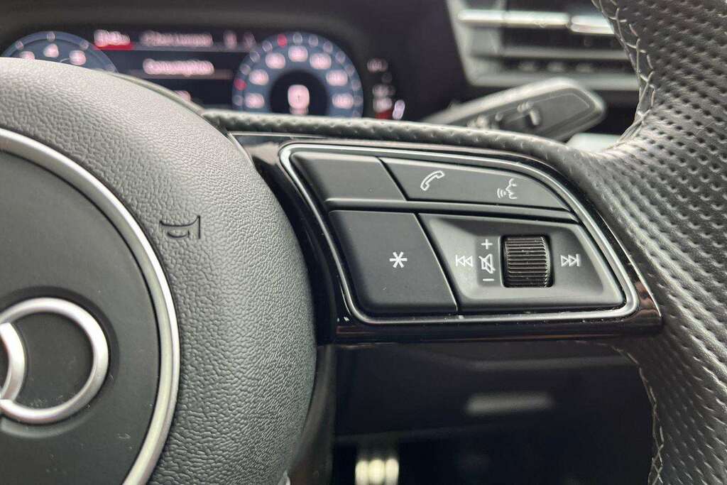 Audi A3 35 Tfsi Black Edition S Tronic Tech Pack White #17