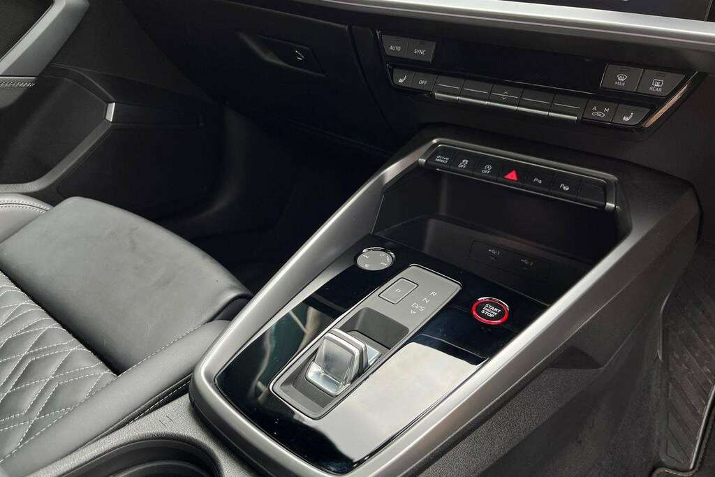 Audi A3 35 Tfsi Black Edition S Tronic Tech Pack White #38