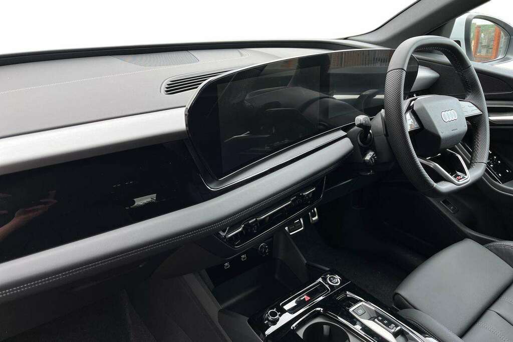 Audi Q6 E-Tron 185Kw 83Kwh Sport 2026 White #2