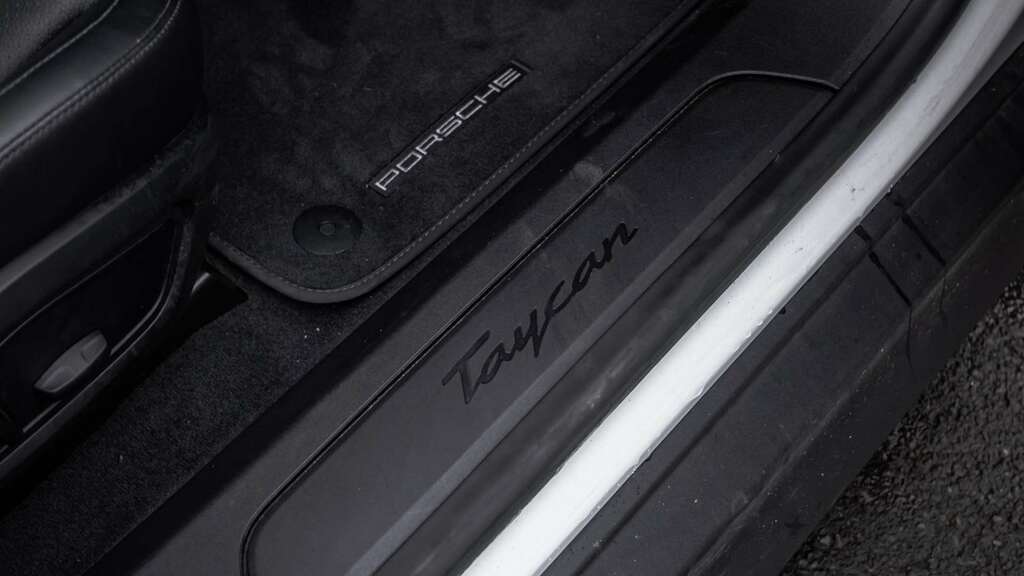 Porsche Taycan 4S White #27