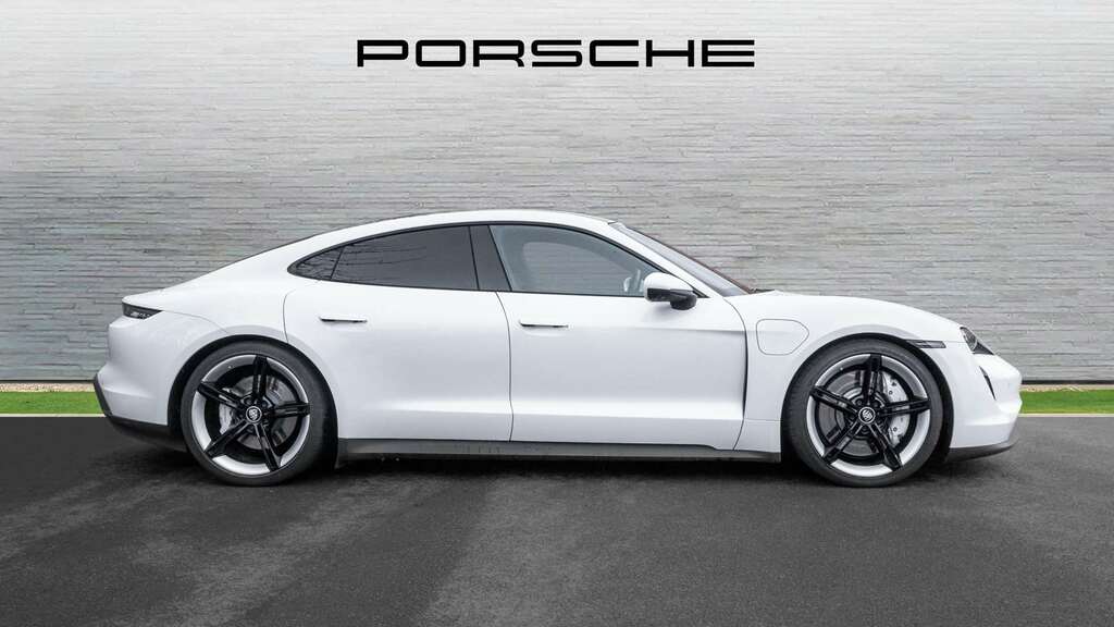 Porsche Taycan 4S White #7