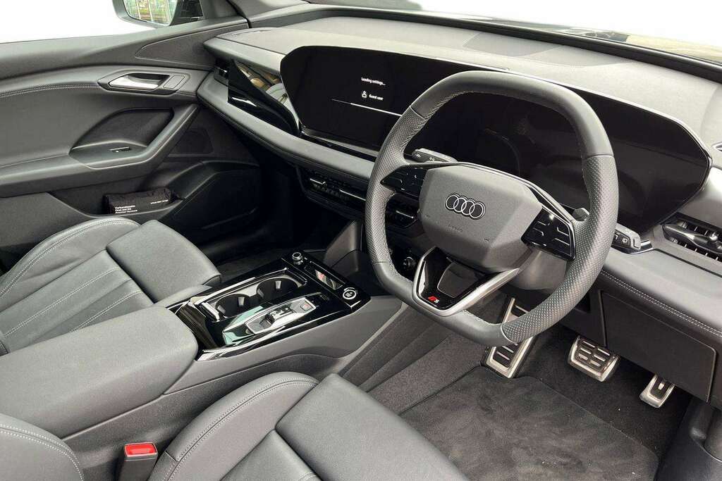 Audi Q6 E-Tron 185Kw 83Kwh S Line 2025 Black #6