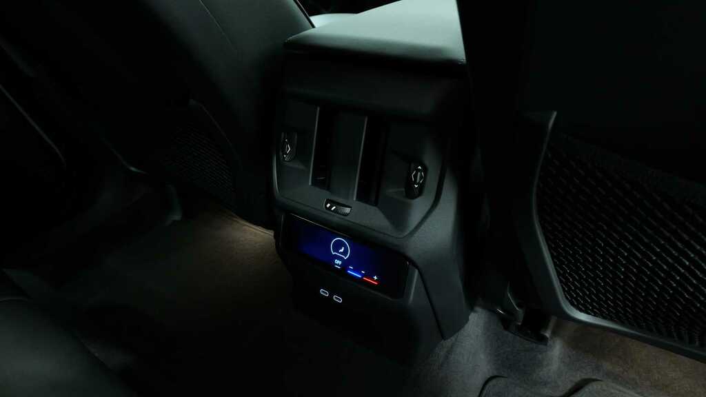 BMW X3 X3 M50  #28