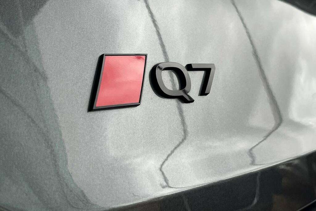 Audi Q7 55 Tfsi E Quattro Black Ed Tiptronic Tech Black #32