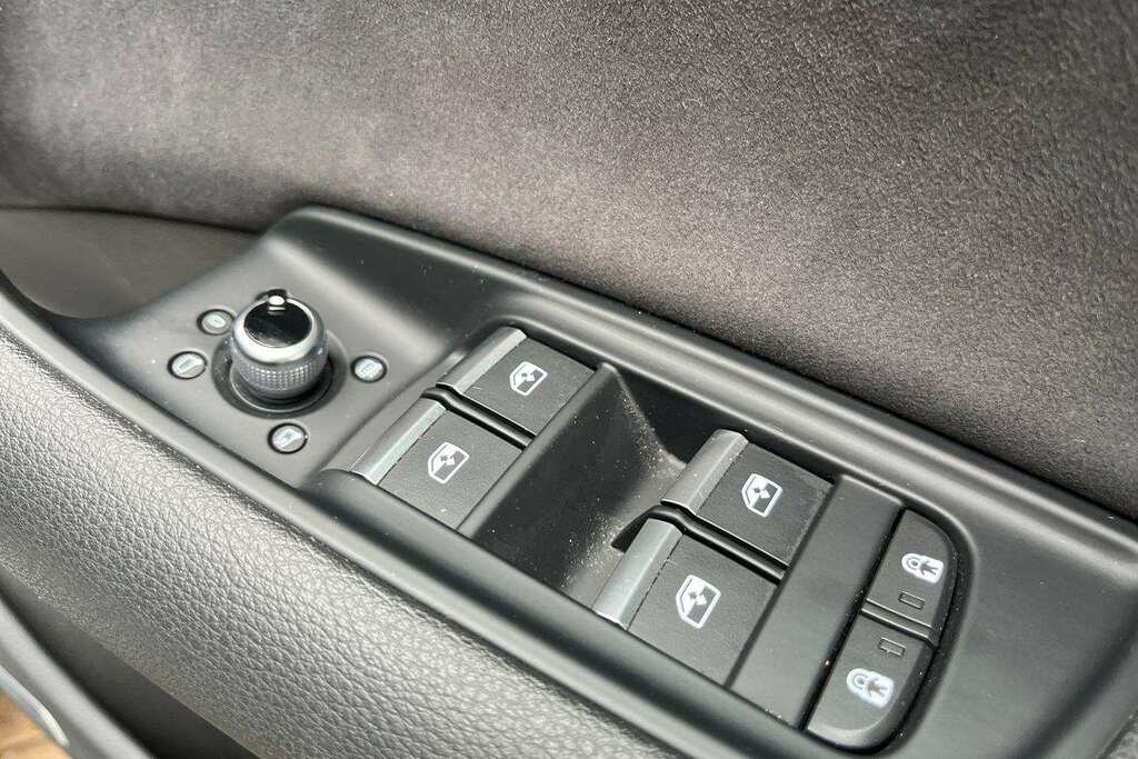 Audi Q7 55 Tfsi E Quattro Black Ed Tiptronic Tech Black #14