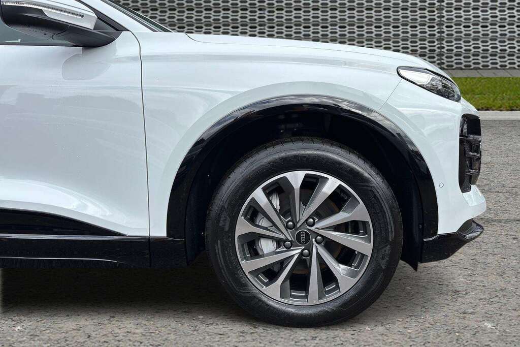 Audi Q6 E-Tron 225Kw Performance 100Kwh Sport Sv 2026 White #5
