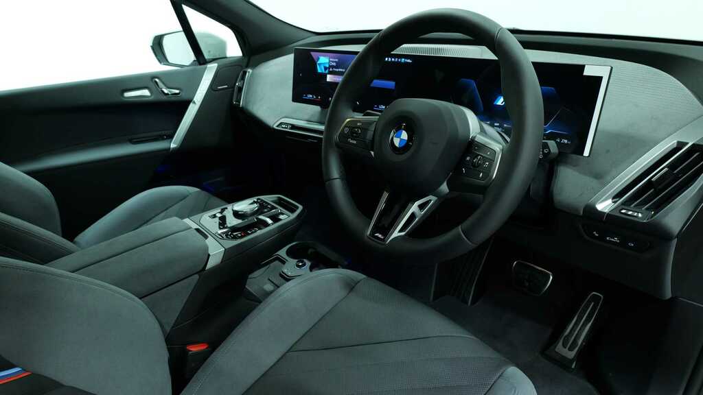 BMW iX 300Kw Xdrive45 M Sport 101Kwh 2026 White #6