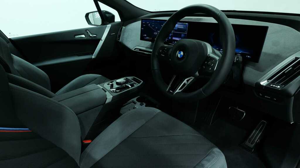 BMW iX 300Kw Xdrive45 M Sport 101Kwh 2026 Black #6