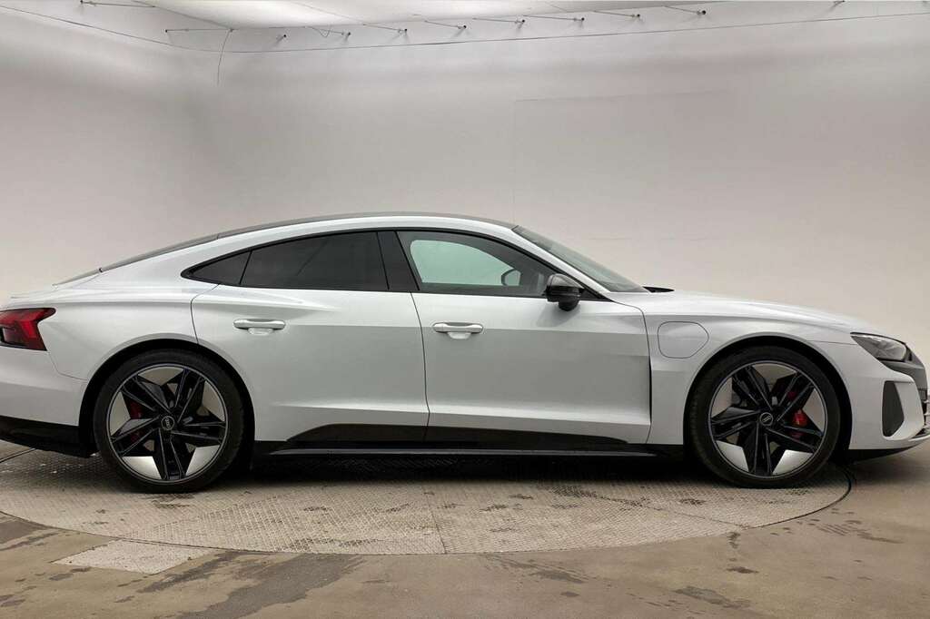 Audi Rs E-Tron Gt 475Kw Quattro 93Kwh Carbon Black 2023 Grey #4