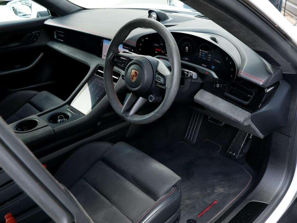 Porsche Taycan Performance Plus 93.4Kwh  #10