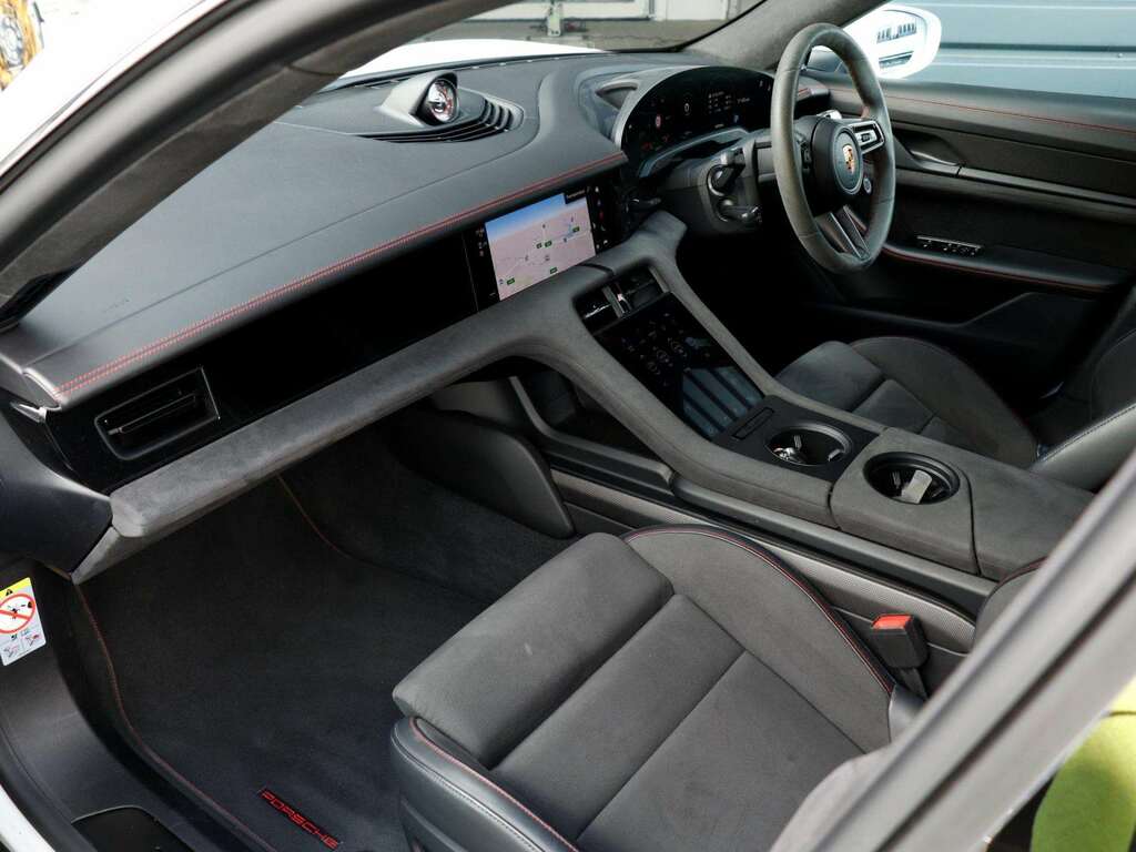 Porsche Taycan Performance Plus 93.4Kwh  #9