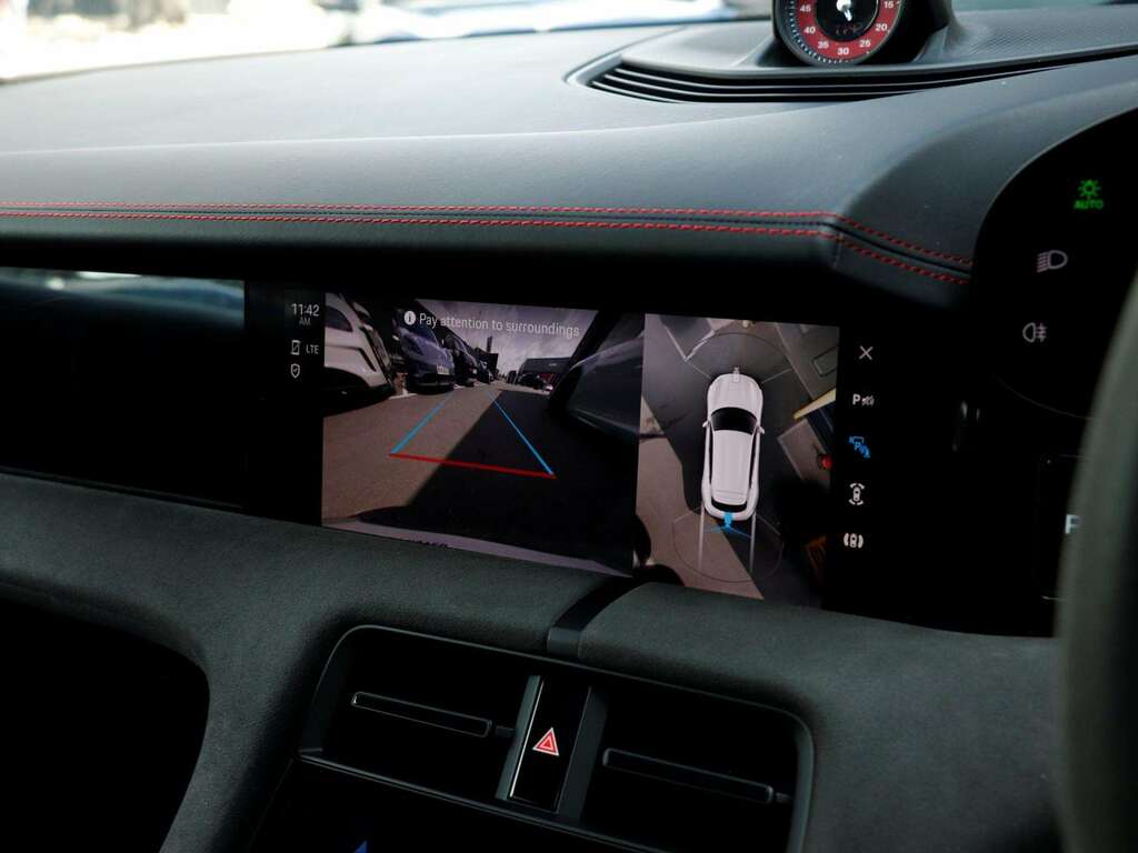 Porsche Taycan Performance Plus 93.4Kwh  #16