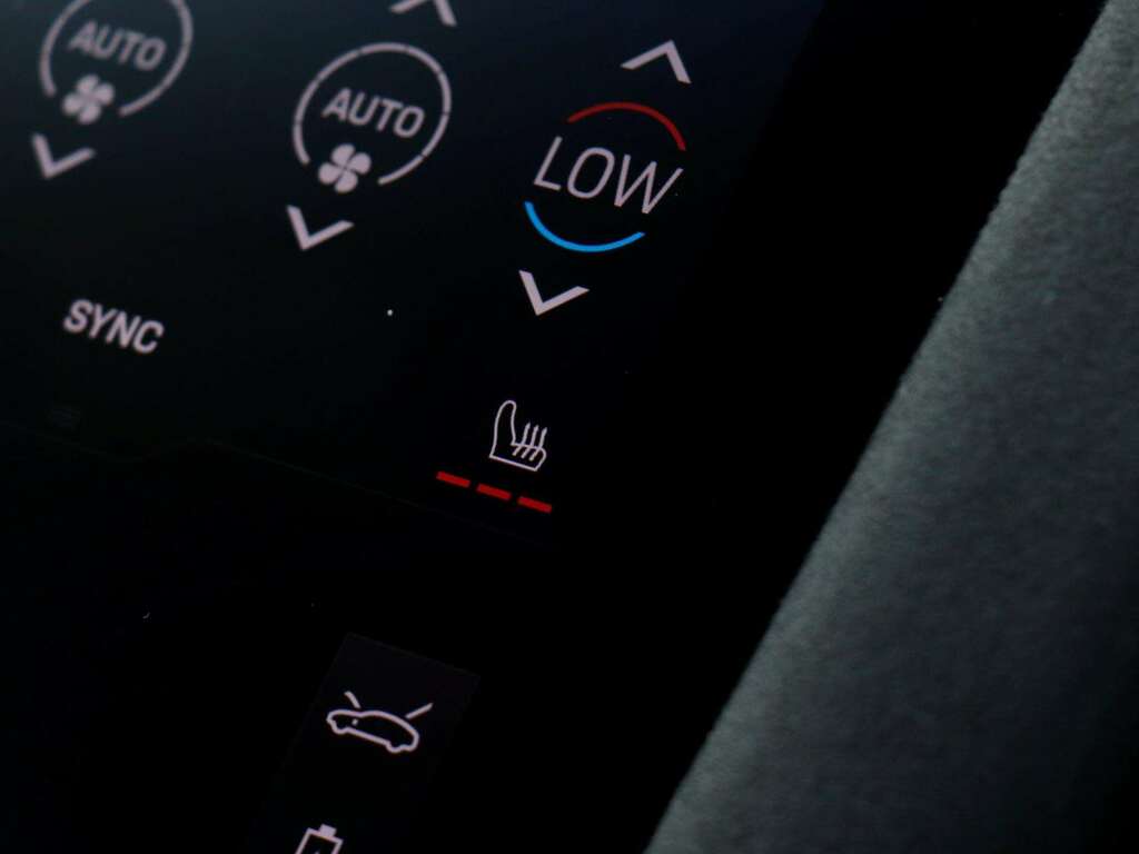 Porsche Taycan Performance Plus 93.4Kwh  #18