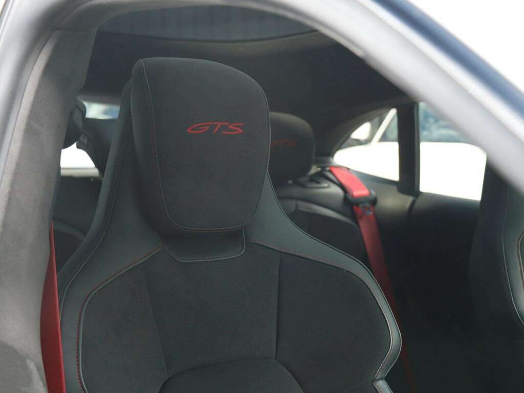 Porsche Taycan Performance Plus 93.4Kwh  #23