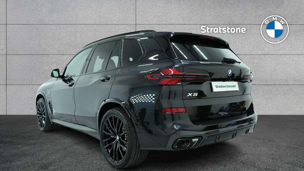 BMW X5 Xdrive50e M Sport 2026 Black #2