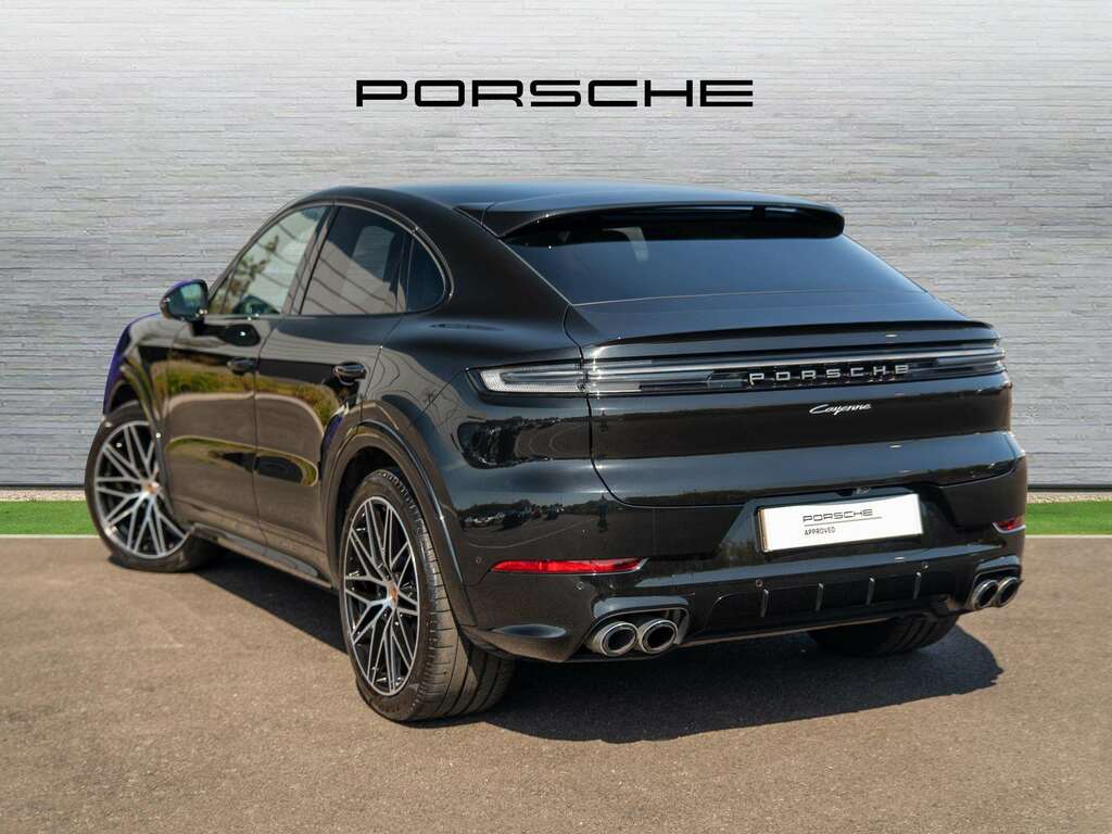 Porsche Cayenne Tiptronic S 2025 Black #2