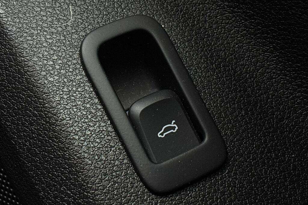 Audi Q2 30 Tfsi Black Edition Black #26
