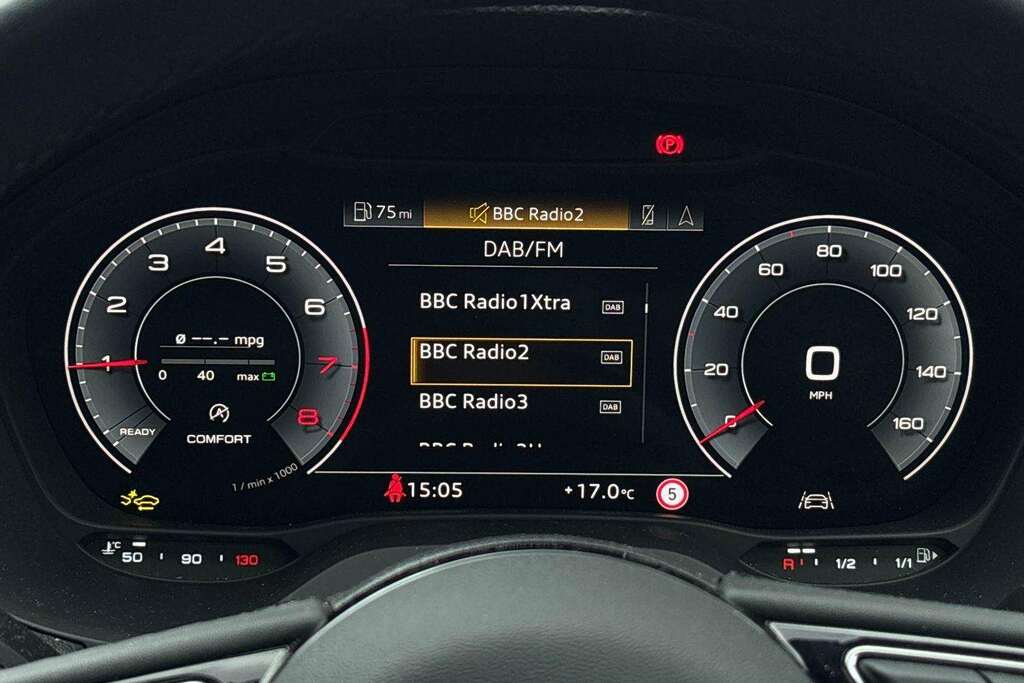 Audi Q2 30 Tfsi Black Edition Black #19