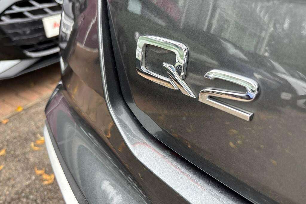 Audi Q2 1L Sport Grey #32