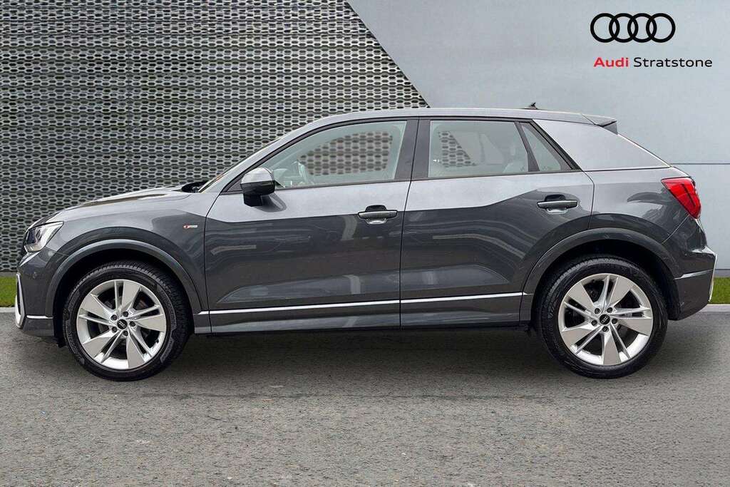 Audi Q2 1L Sport Grey #8