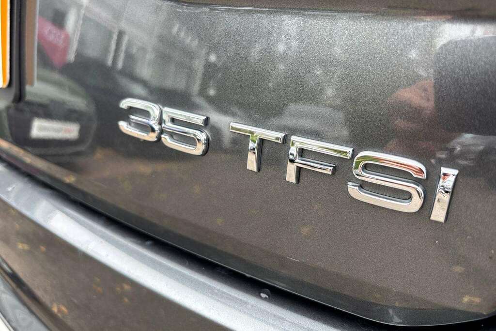 Audi Q2 1L Sport Grey #12