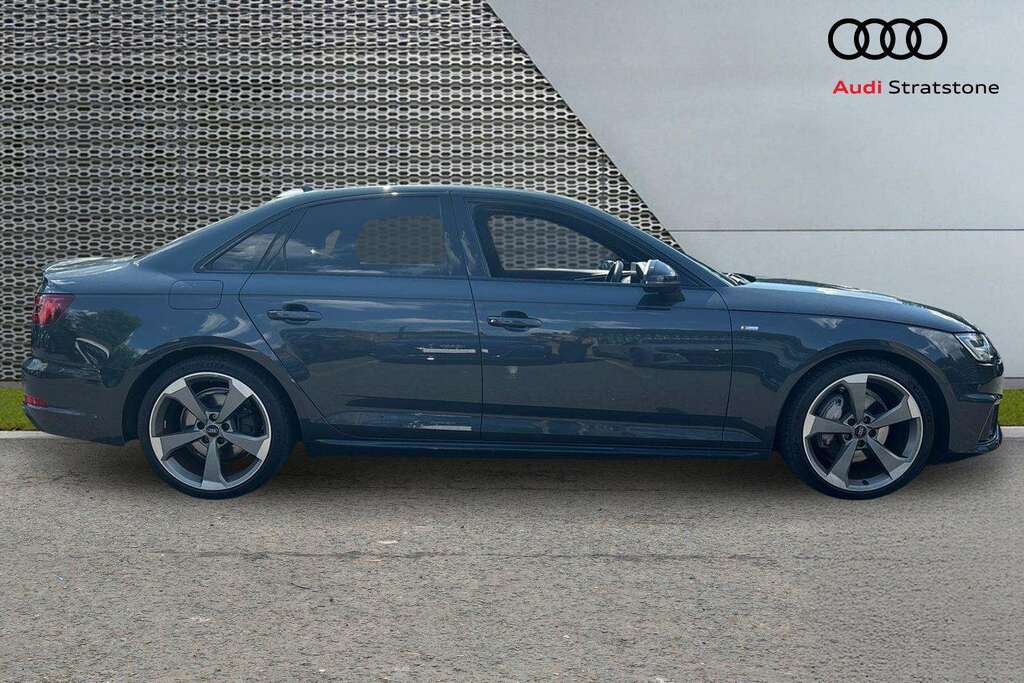 Audi A4 40 Tdi Quattro Black Edition S Tronic 2019 Grey #4