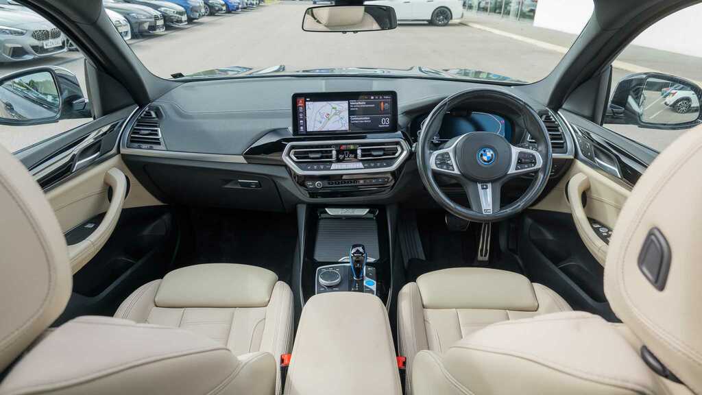 BMW iX3 210Kw M Sport 80Kwh 2022 Grey #4