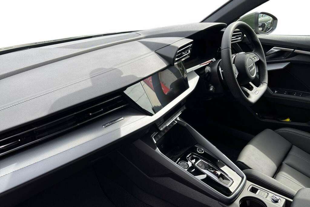 Audi A3 1.5 Tfsi 116 S Line S Tronic 2026 Green #2
