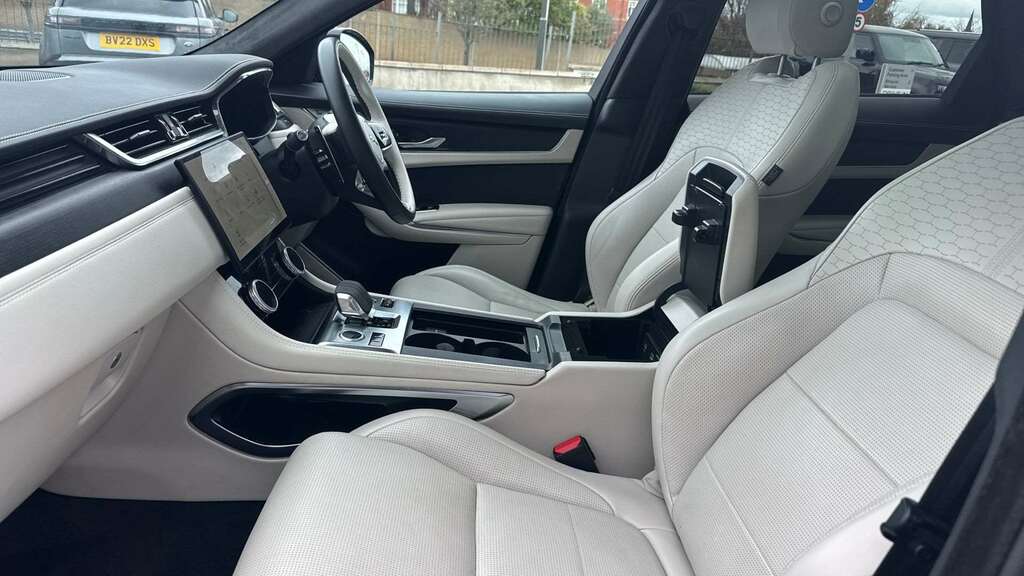 Jaguar F-Pace 2.0 D200 R-dynamic Hse Black Awd Grey #40