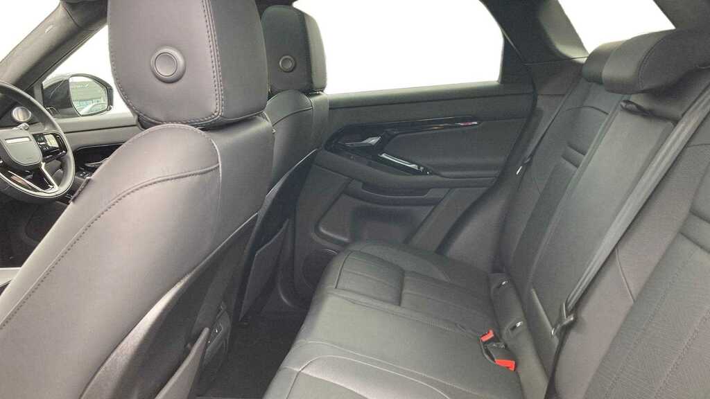 Land Rover Range Rover Evoque 2.0 D200 Revised 2025 Silver #4