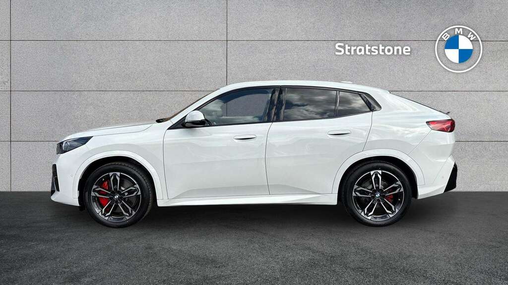 BMW iX2 230Kw Xdrive30 Shadow Edition 65Kwh 2026 White #4