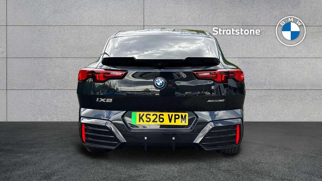 BMW iX2 150Kw Edrive20 Shadow Edition 65Kwh Black #19