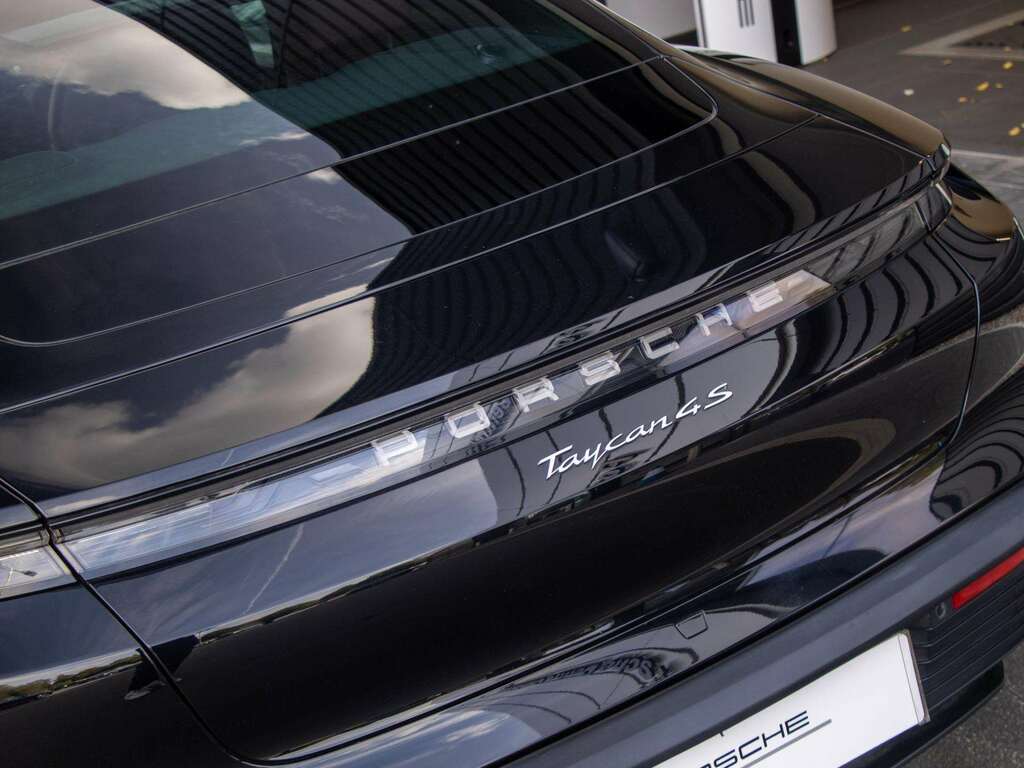 Porsche Taycan 4S Black #11