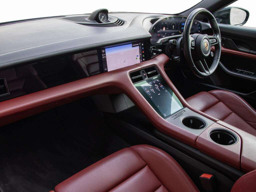Porsche Taycan 4S 79Kwh 2020 Black #3