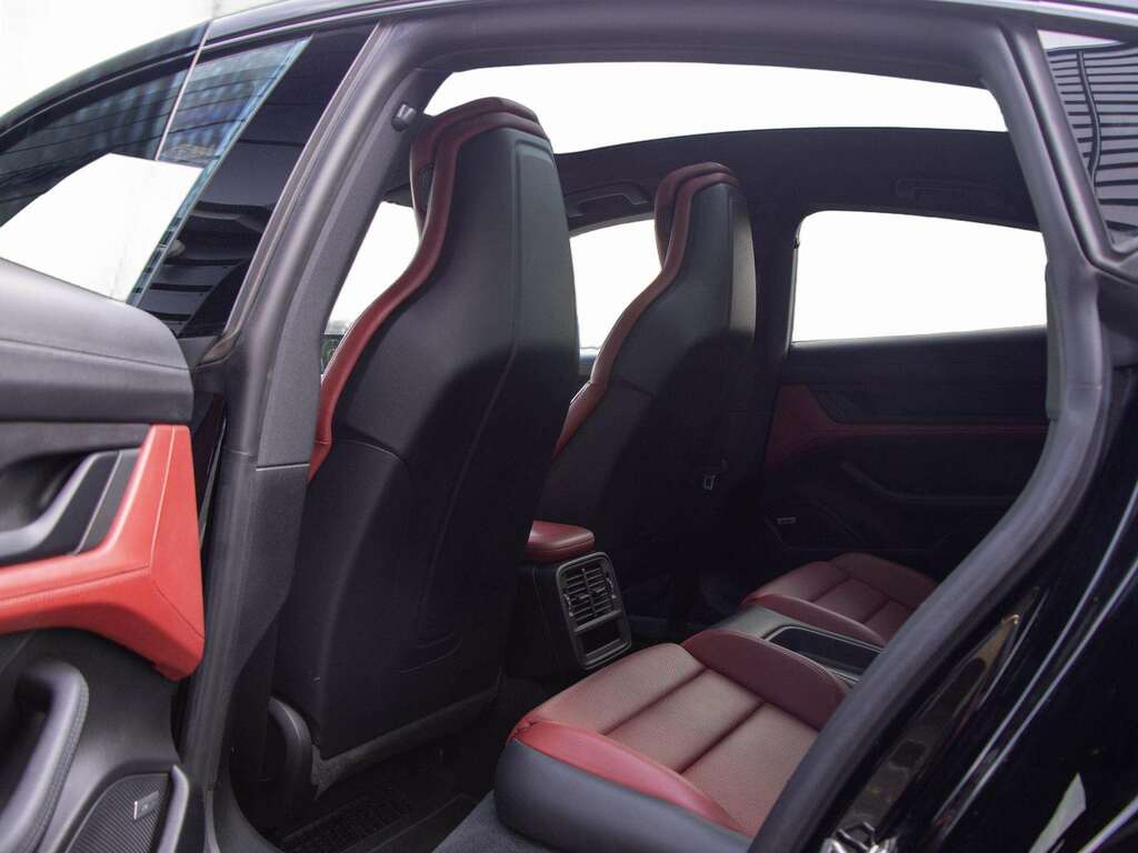 Porsche Taycan 4S Black #16