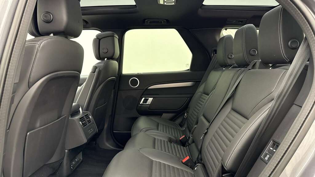 Land Rover Discovery 3.0 D350 Dynamic Hse 2025 Grey #4