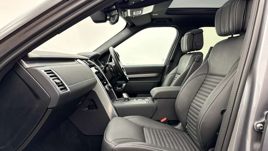 Land Rover Discovery 3.0 D350 Dynamic Hse 2025 Grey #3